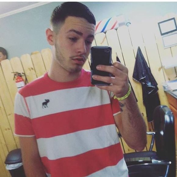 Meet your Posher, Lee - Picture 1 of 1